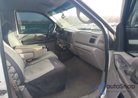 2000 Ford F-250 Lariat/Xl/Xlt from USA, damaged, VIN 1FTNX21F9YEB06669